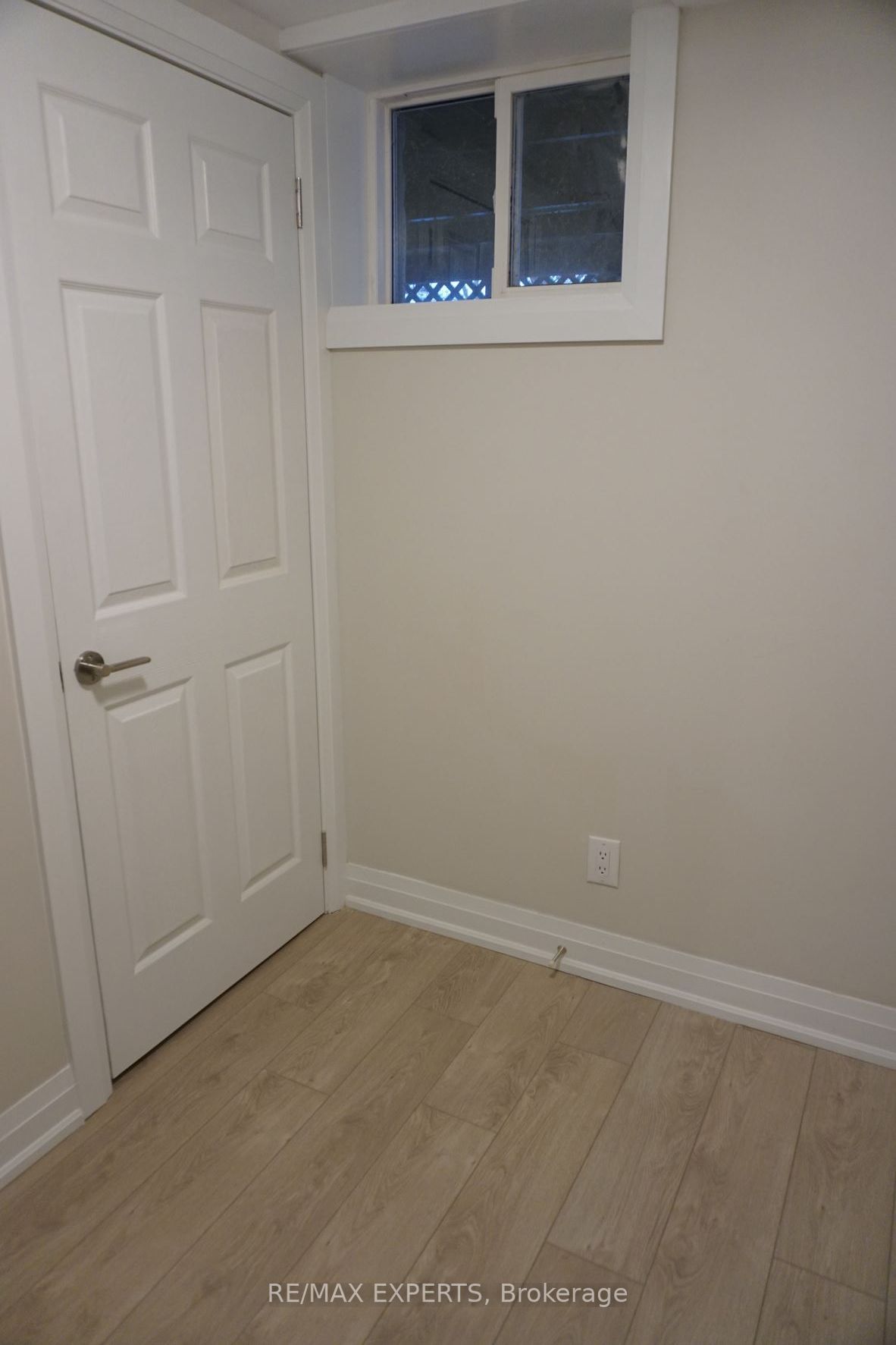 77 Cromwell Ave, #Lower