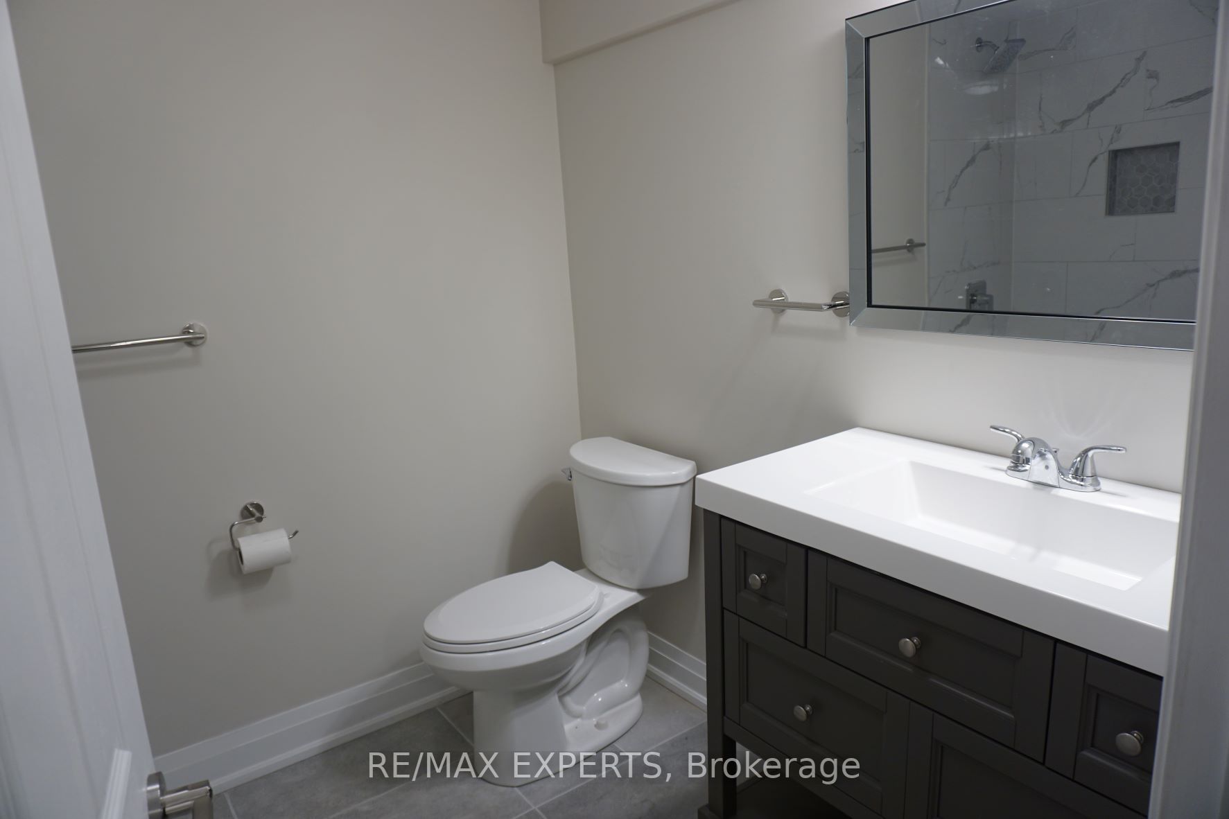 77 Cromwell Ave, #Lower