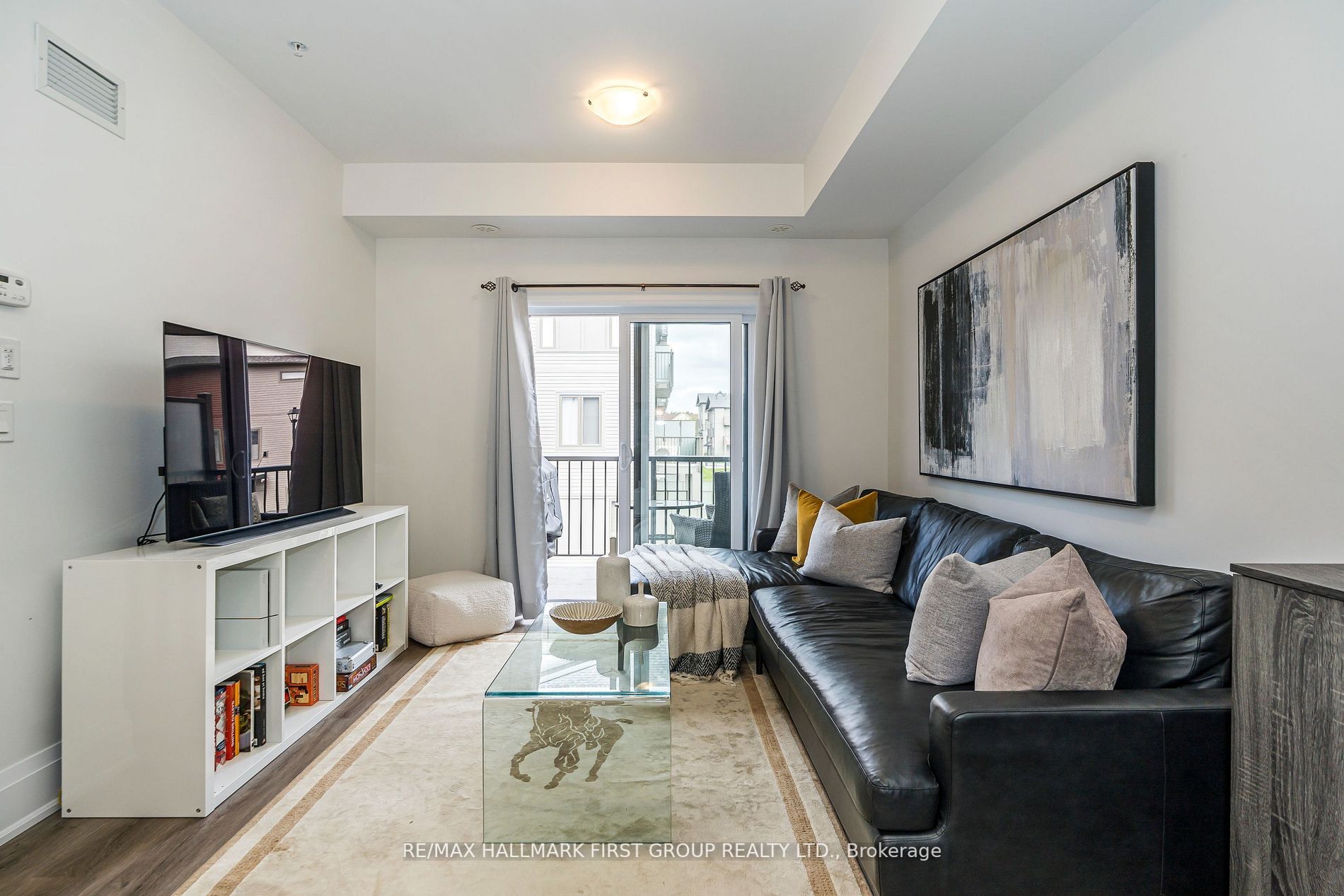 2635 William Jackson Drive W, #512