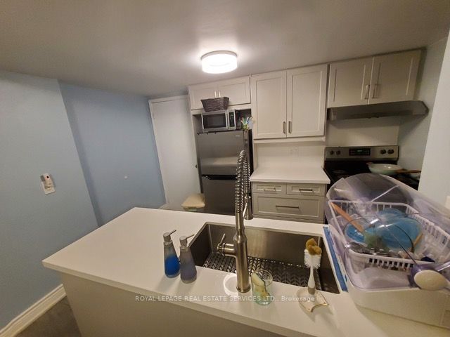 1605 Charles St, #3
