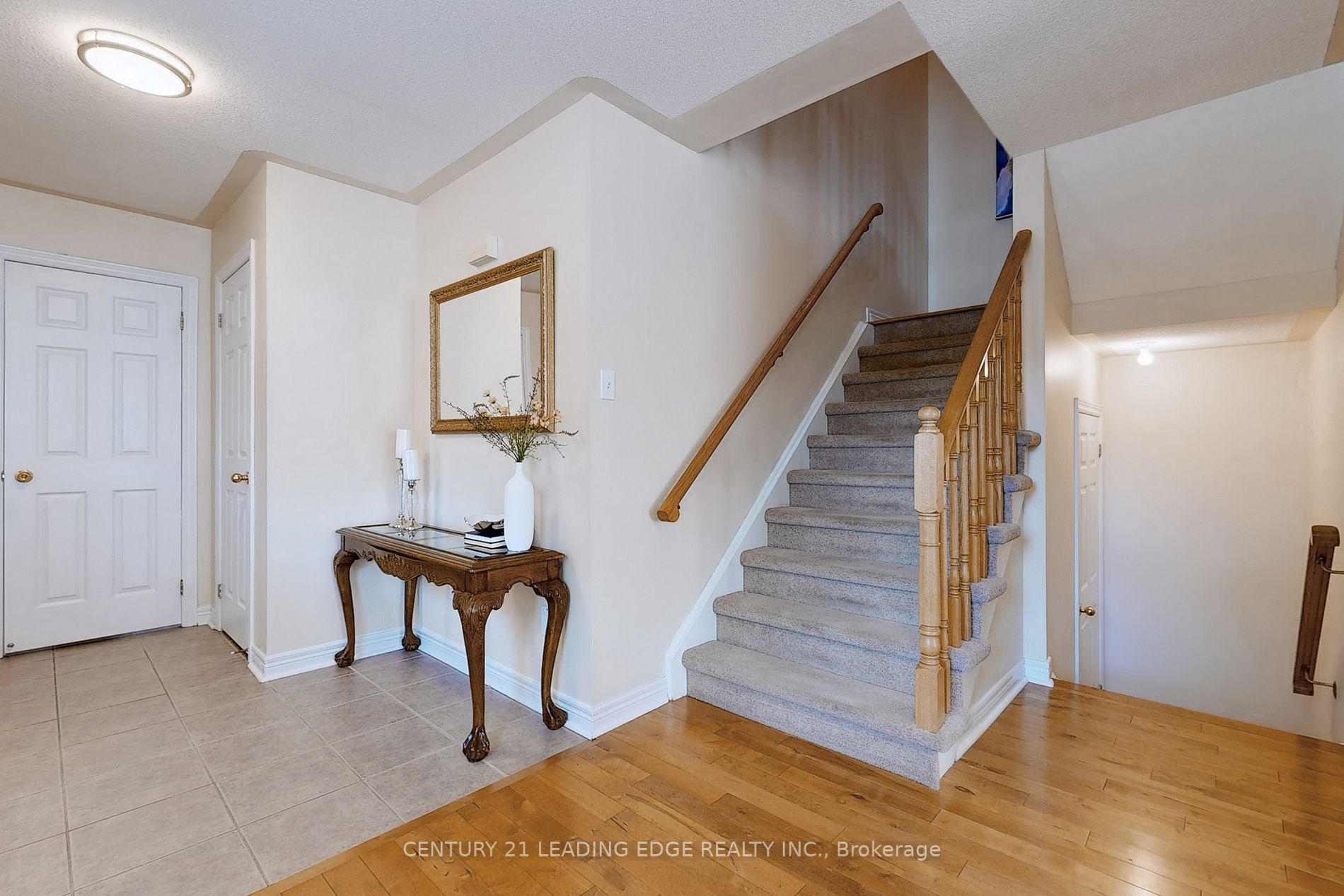 1 Teagarden Crt
