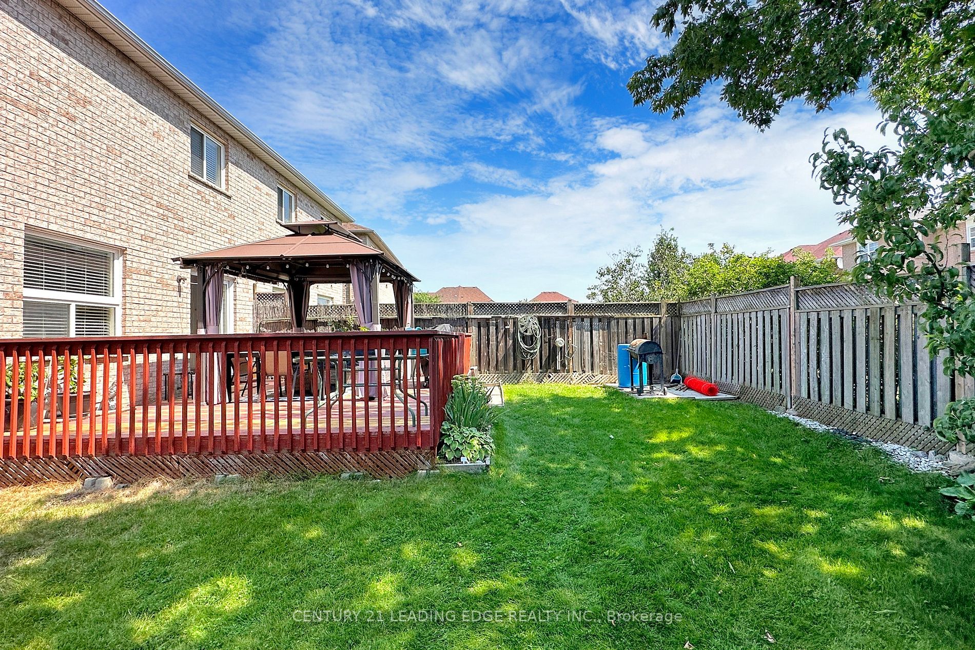 1 Teagarden Crt