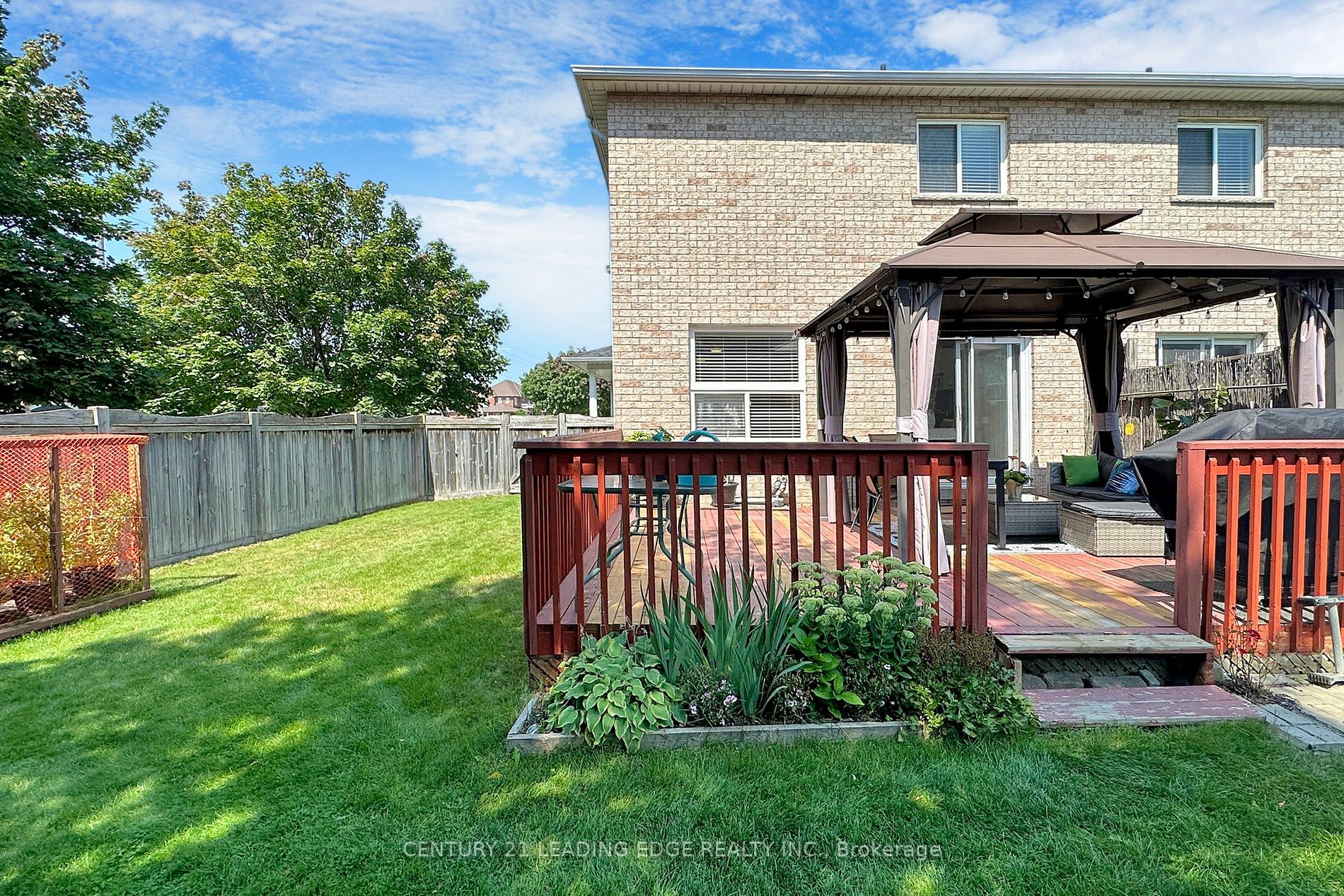 1 Teagarden Crt