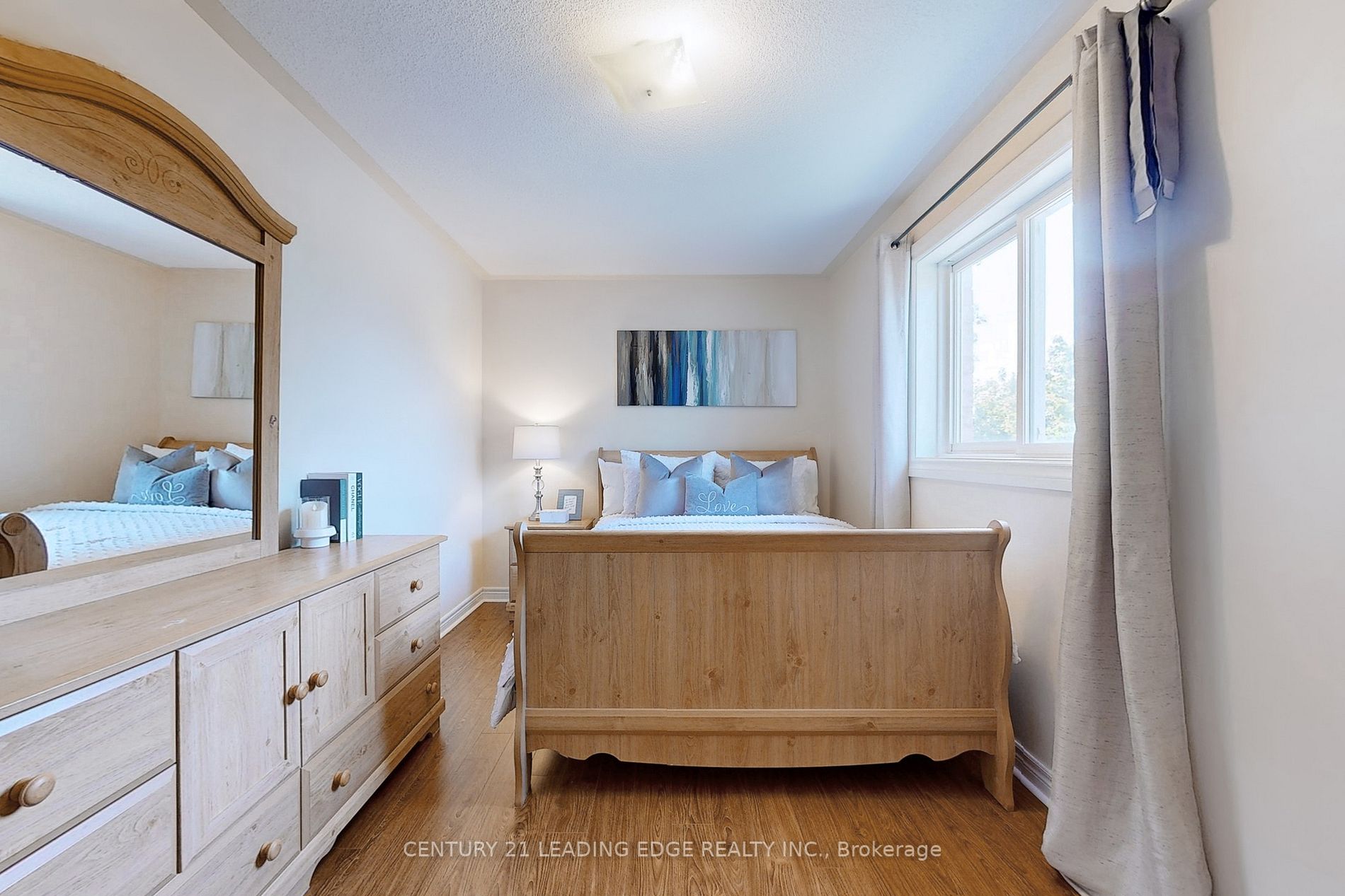 1 Teagarden Crt