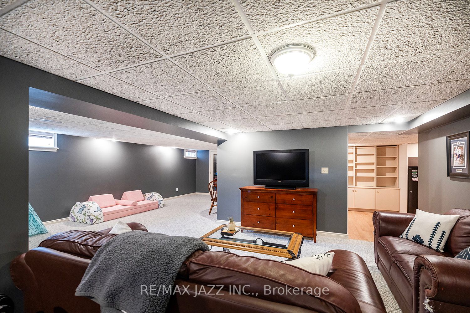 857 Sundance Circ