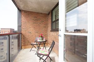 80 Athol St E, #604