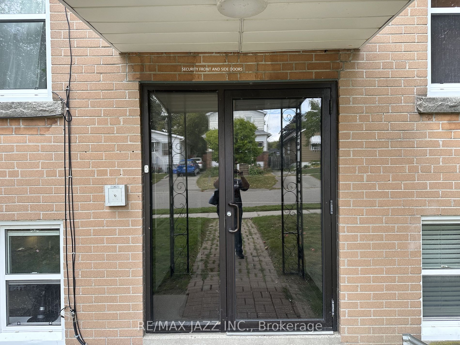 72 Westmount St