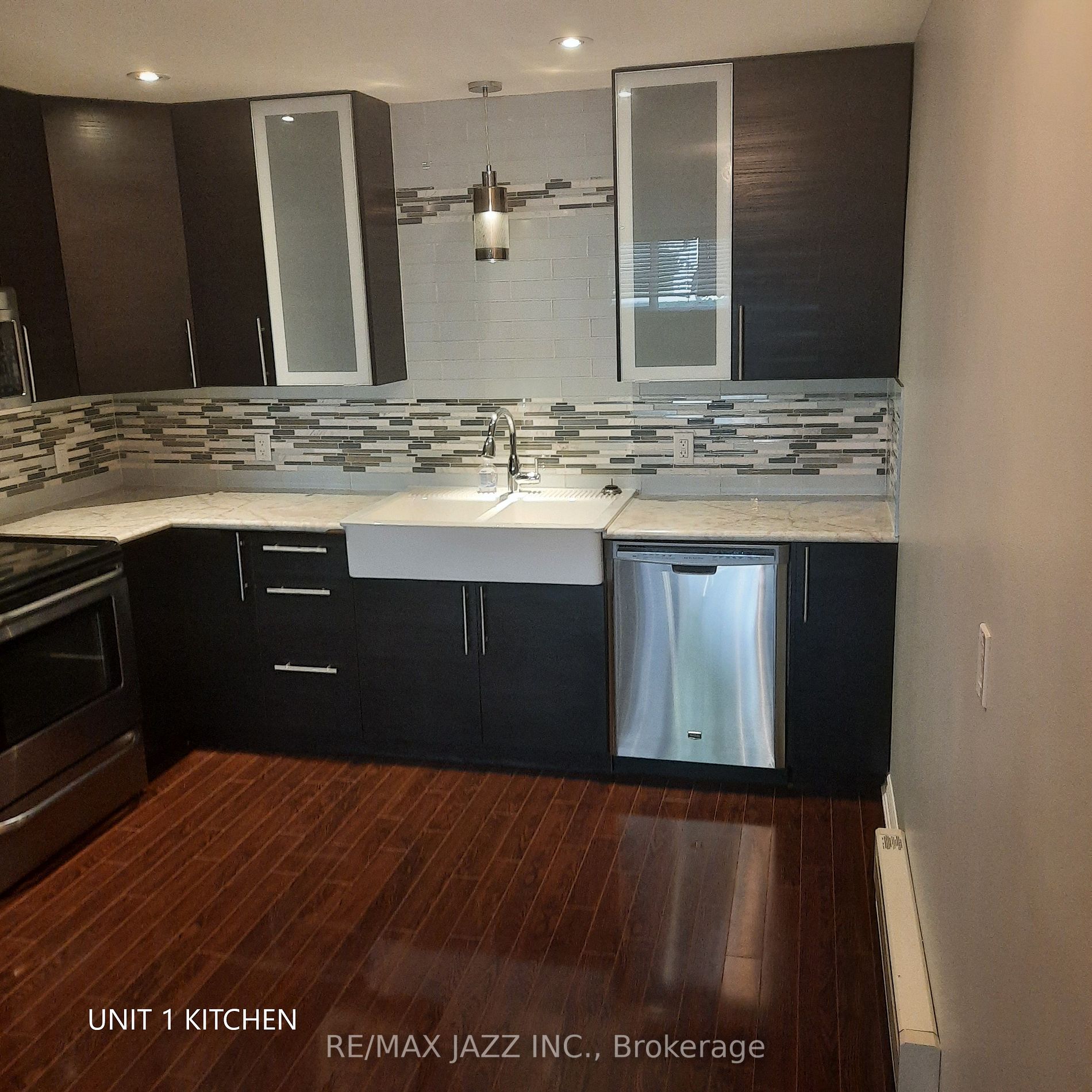72 Westmount St