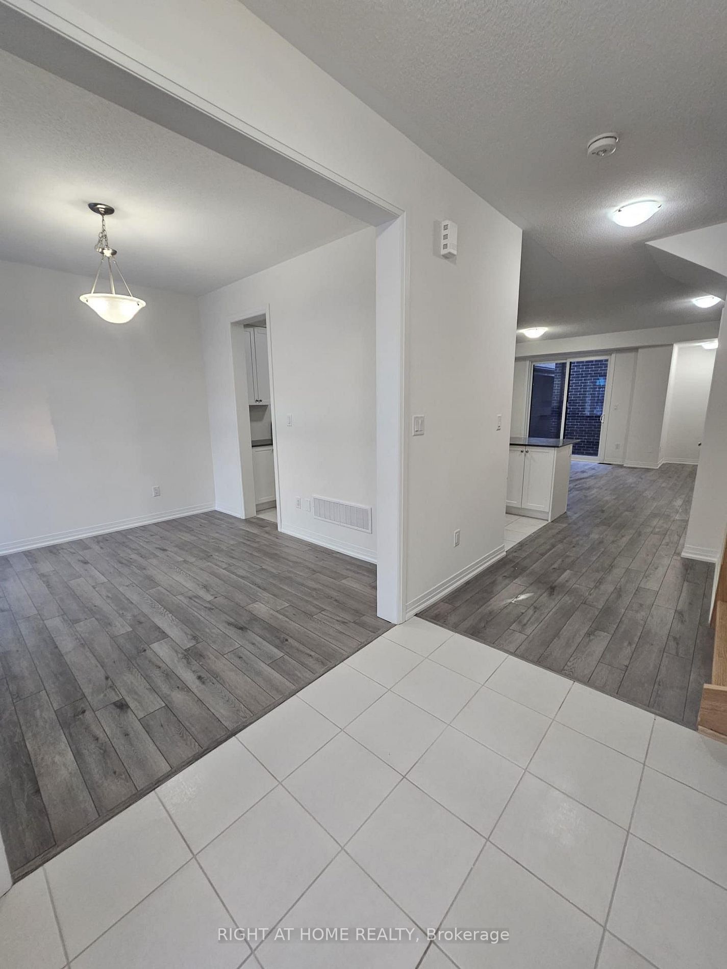339 Coronation Rd