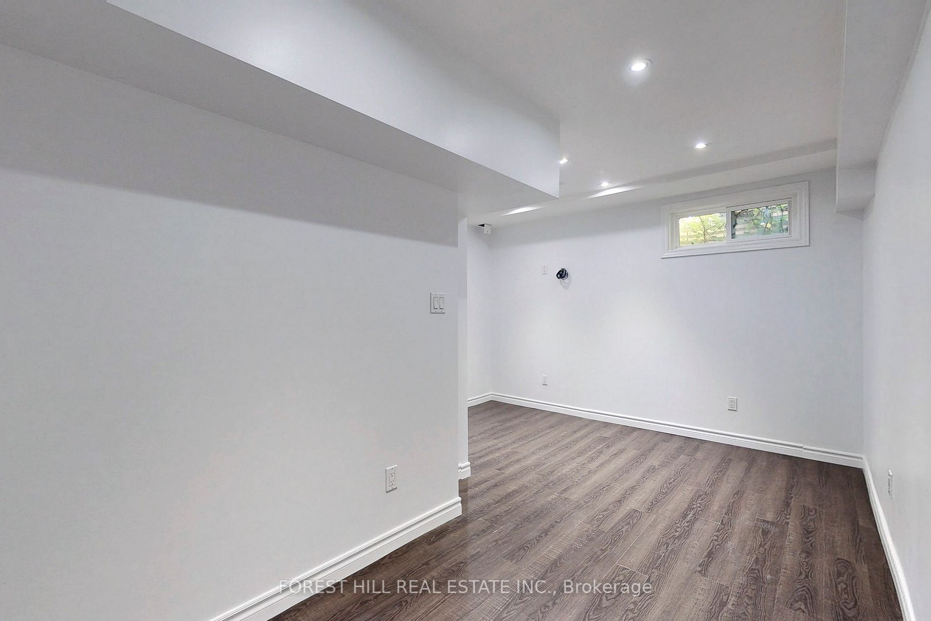 121 Centennial Road, #37