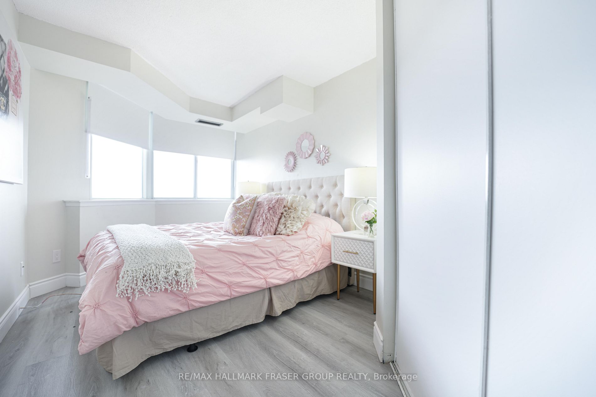 11753 Sheppard Ave E, #619