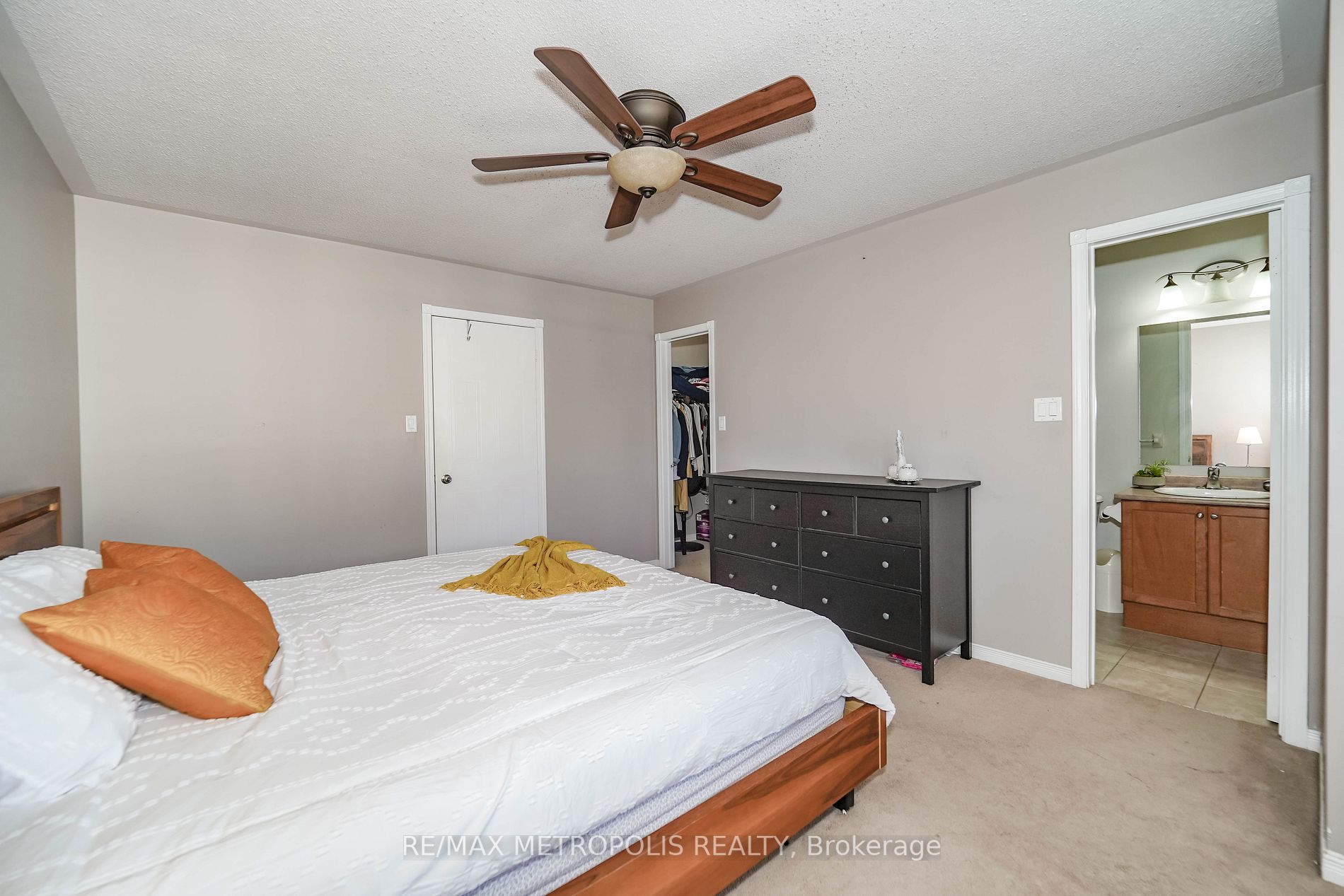 1790 Finch Avenue, #12