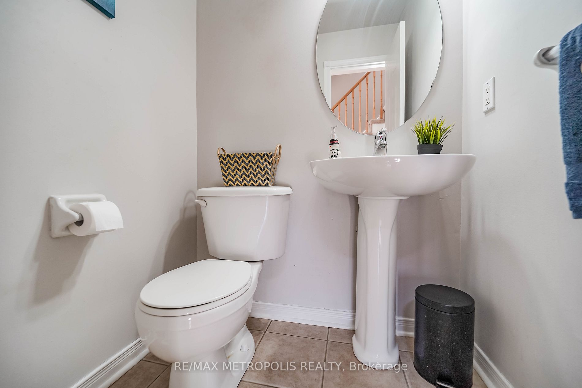 1790 Finch Avenue, #12