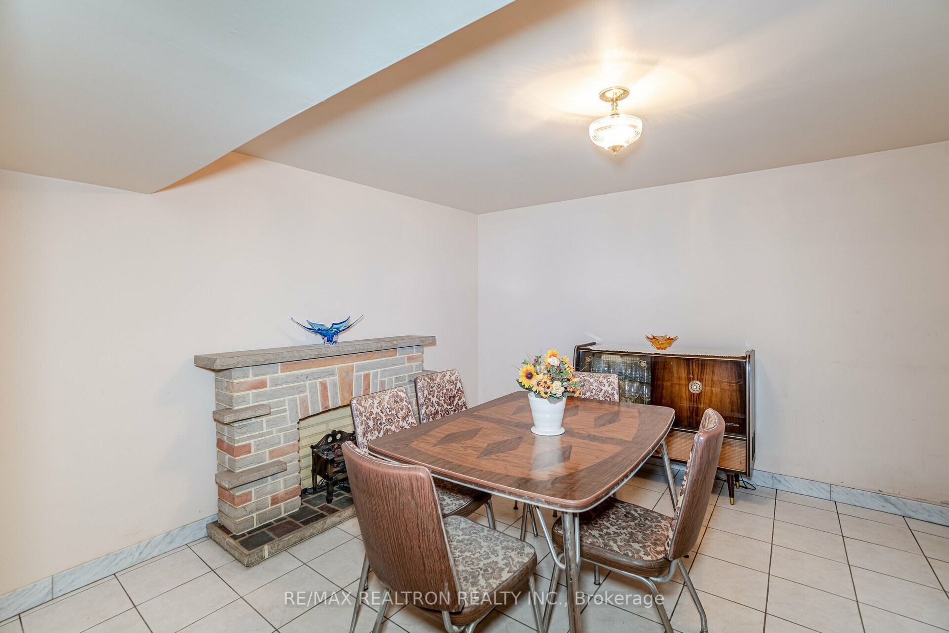 22 Millmere Dr