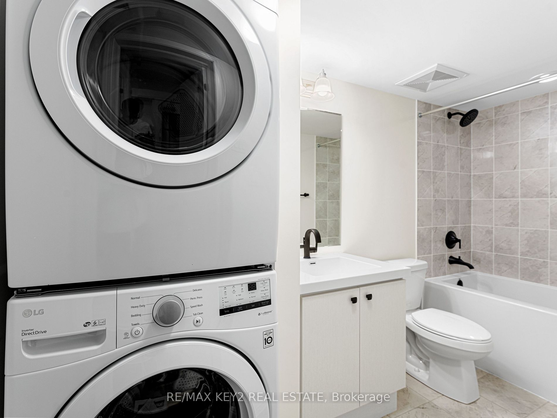 2787 Eglinton Avenue E, #334