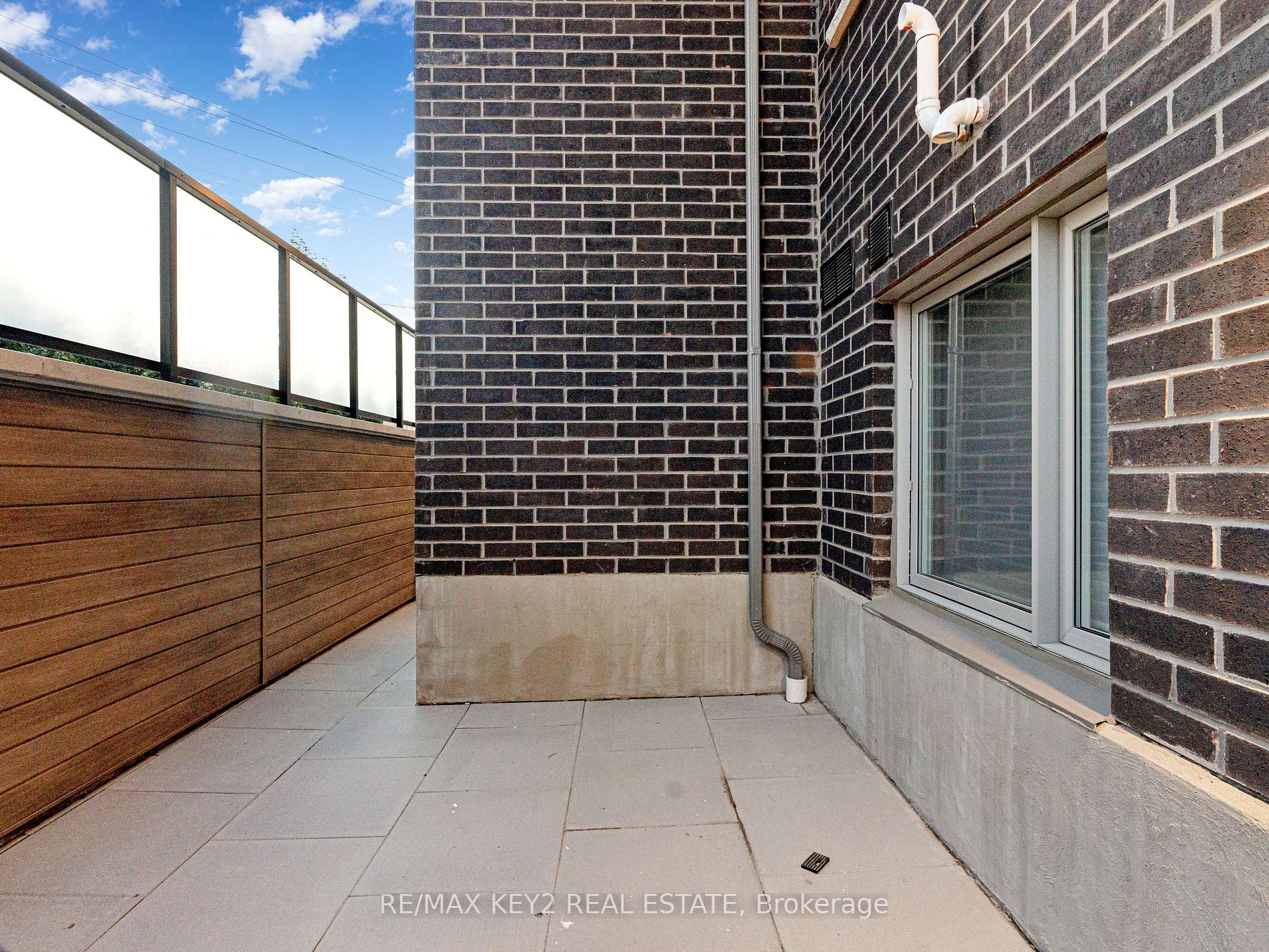 2787 Eglinton Avenue E, #334