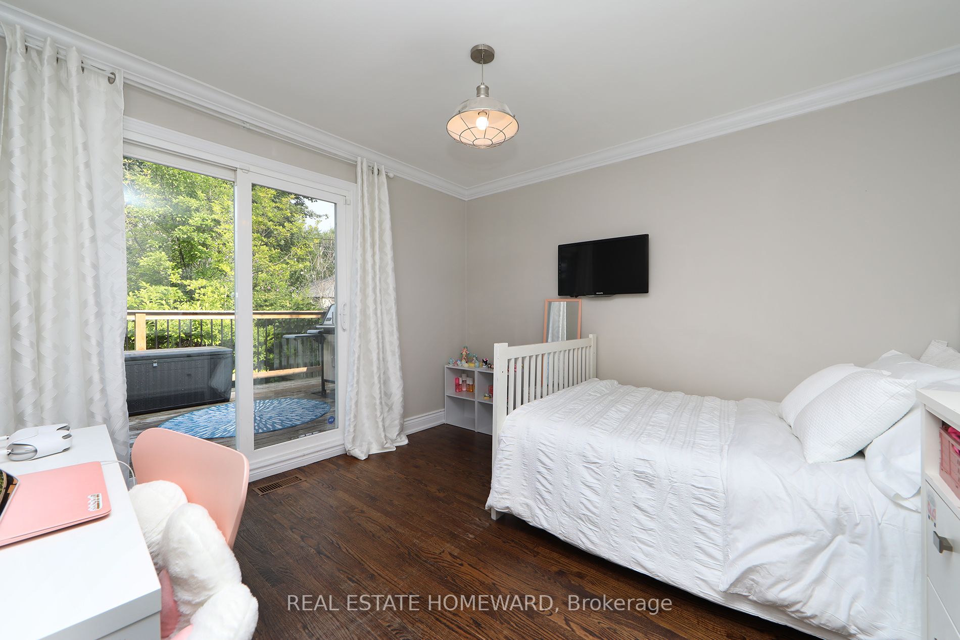 4 Baudina Crescent
