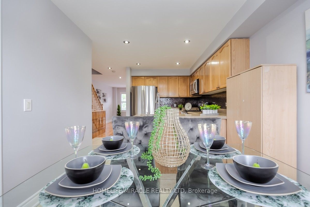 98 Jenkinson Way, #70