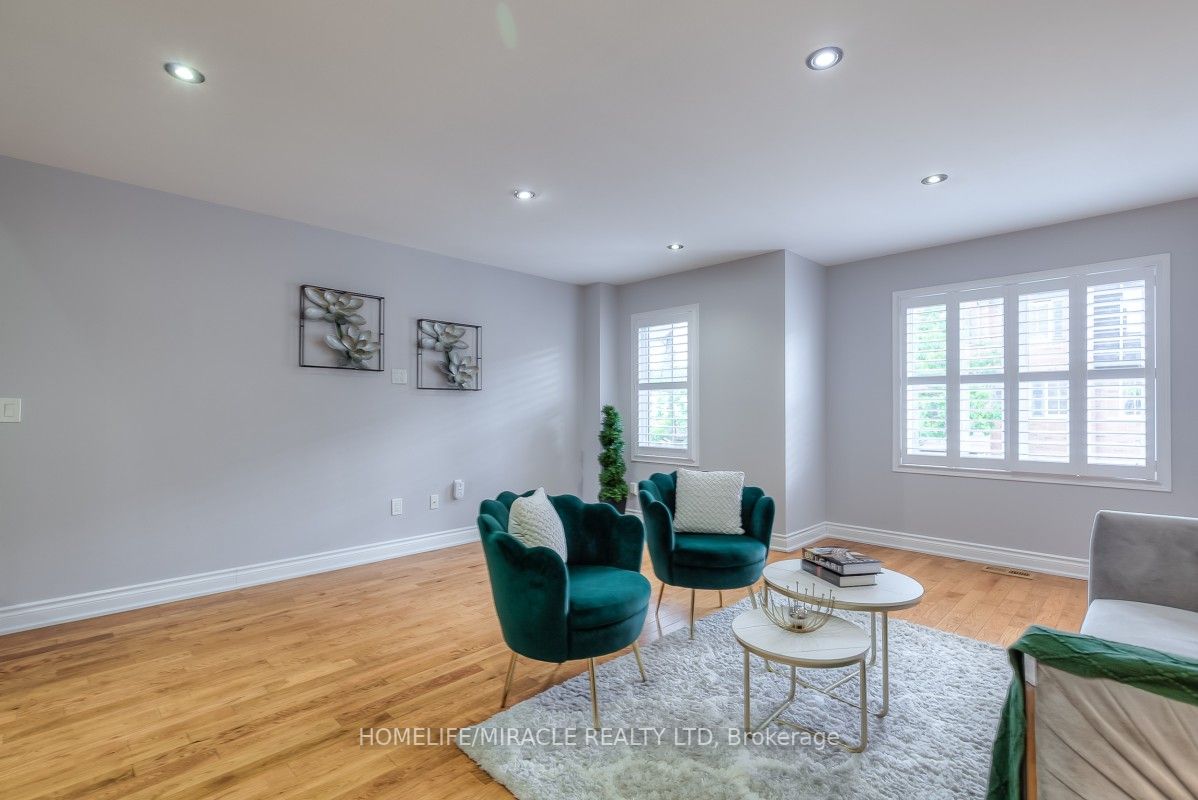 98 Jenkinson Way, #70