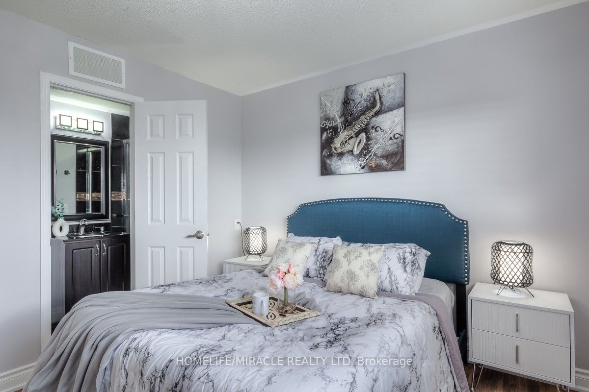 98 Jenkinson Way, #70