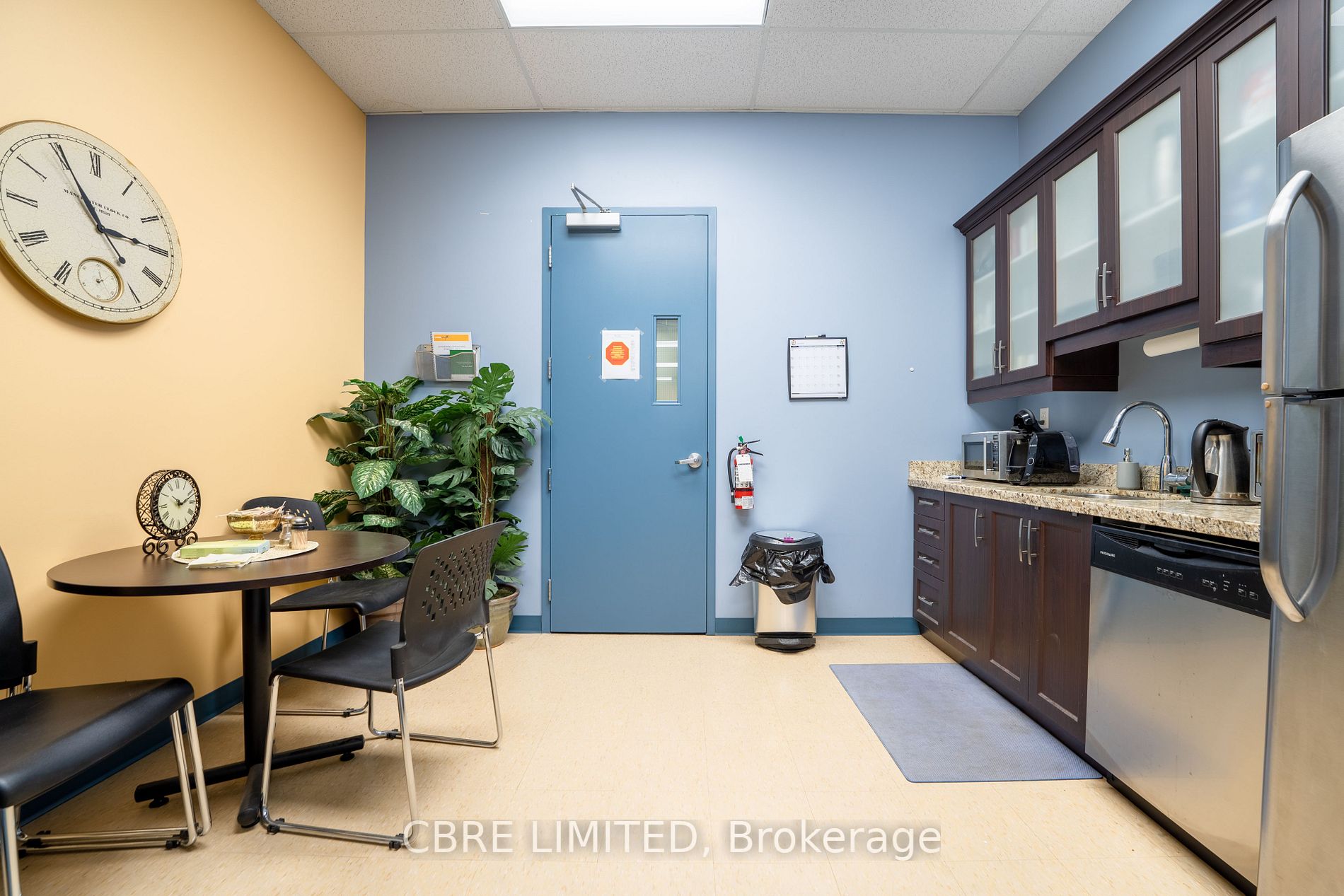 651 Harwood Ave N, #3