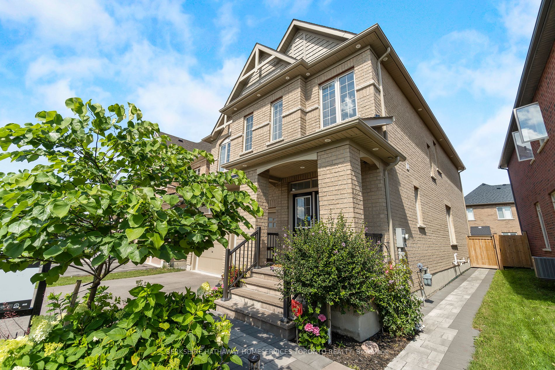 2569 Craftsman Dr