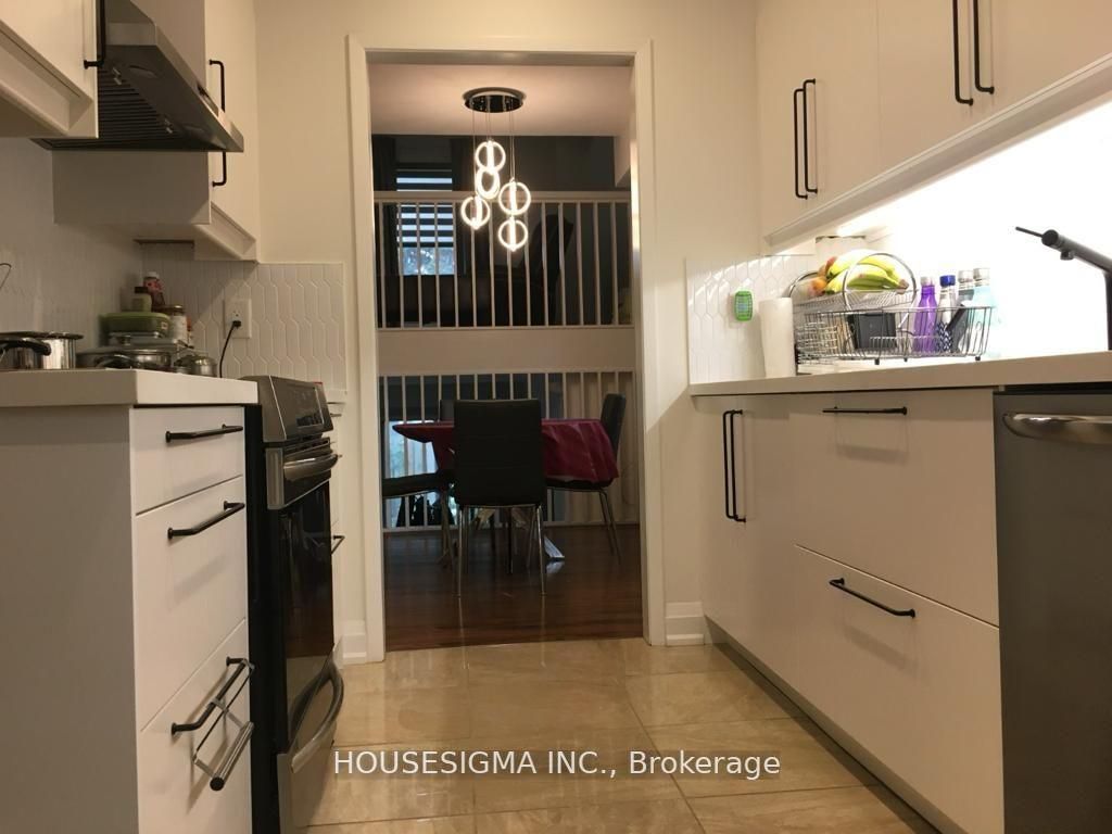 10 Rodda Boulevard, #53