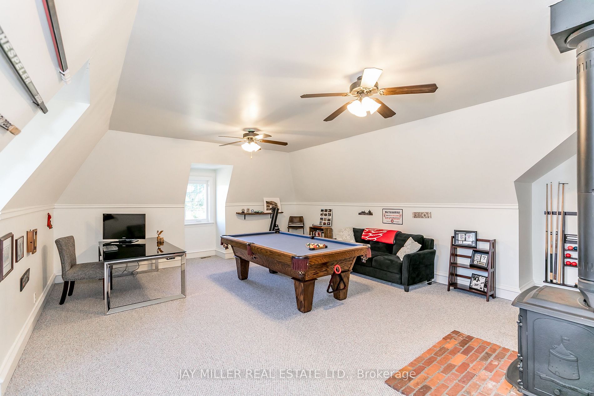 35 Sunny Ridge Tr