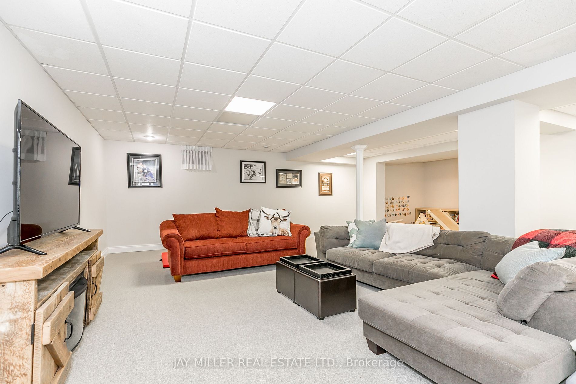 35 Sunny Ridge Tr