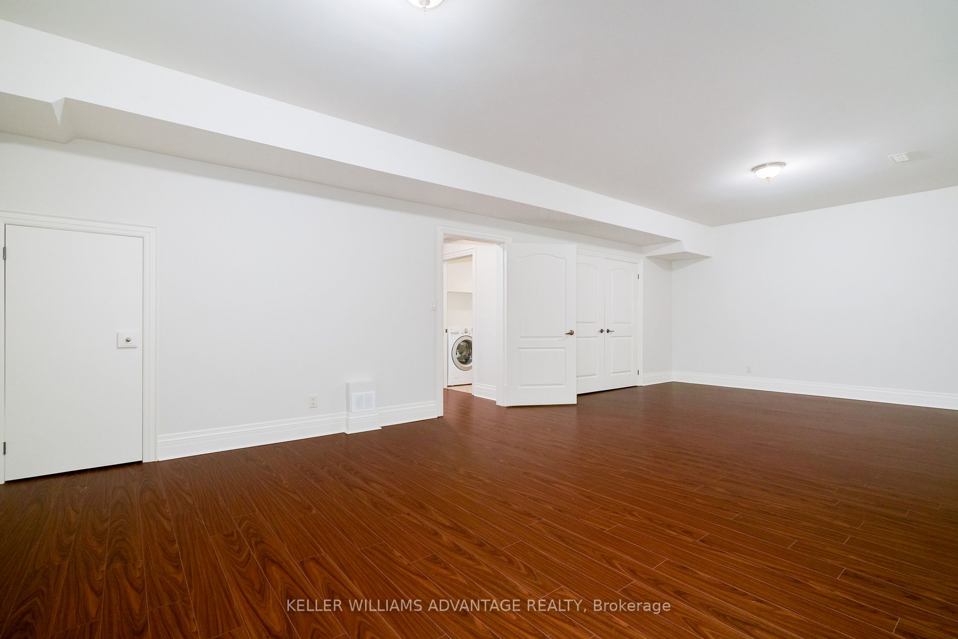 113 Lakeside Ave