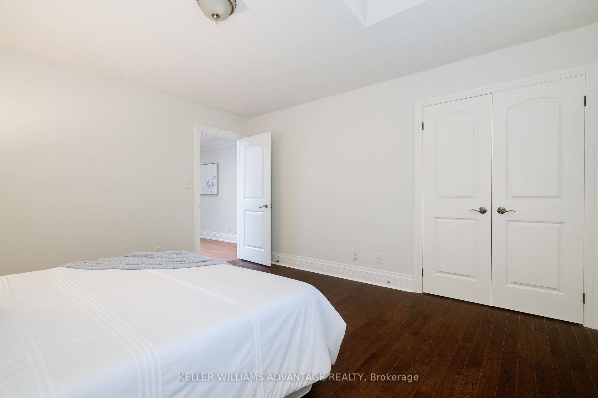 113 Lakeside Ave