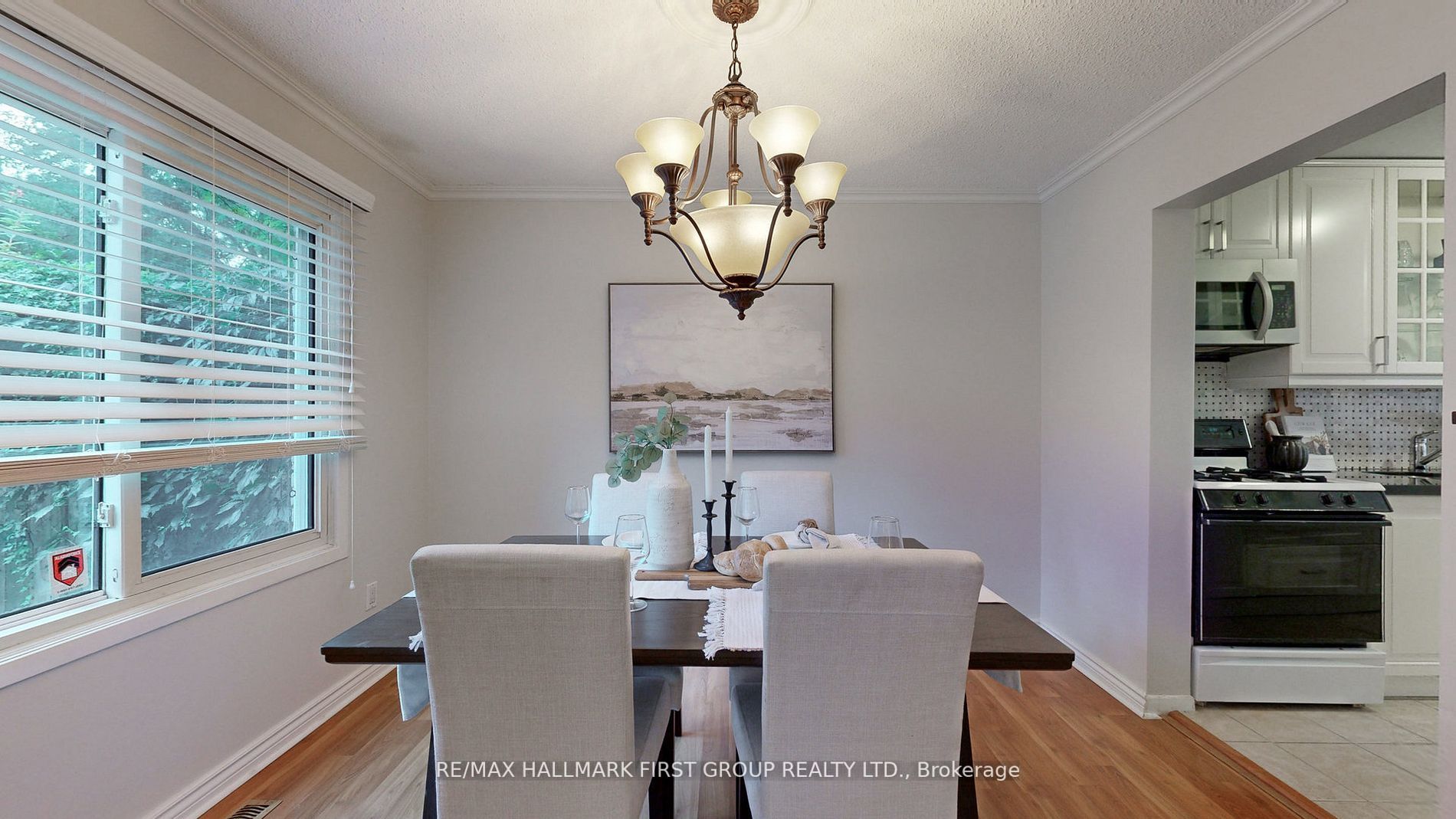 1787 Listowell Cres