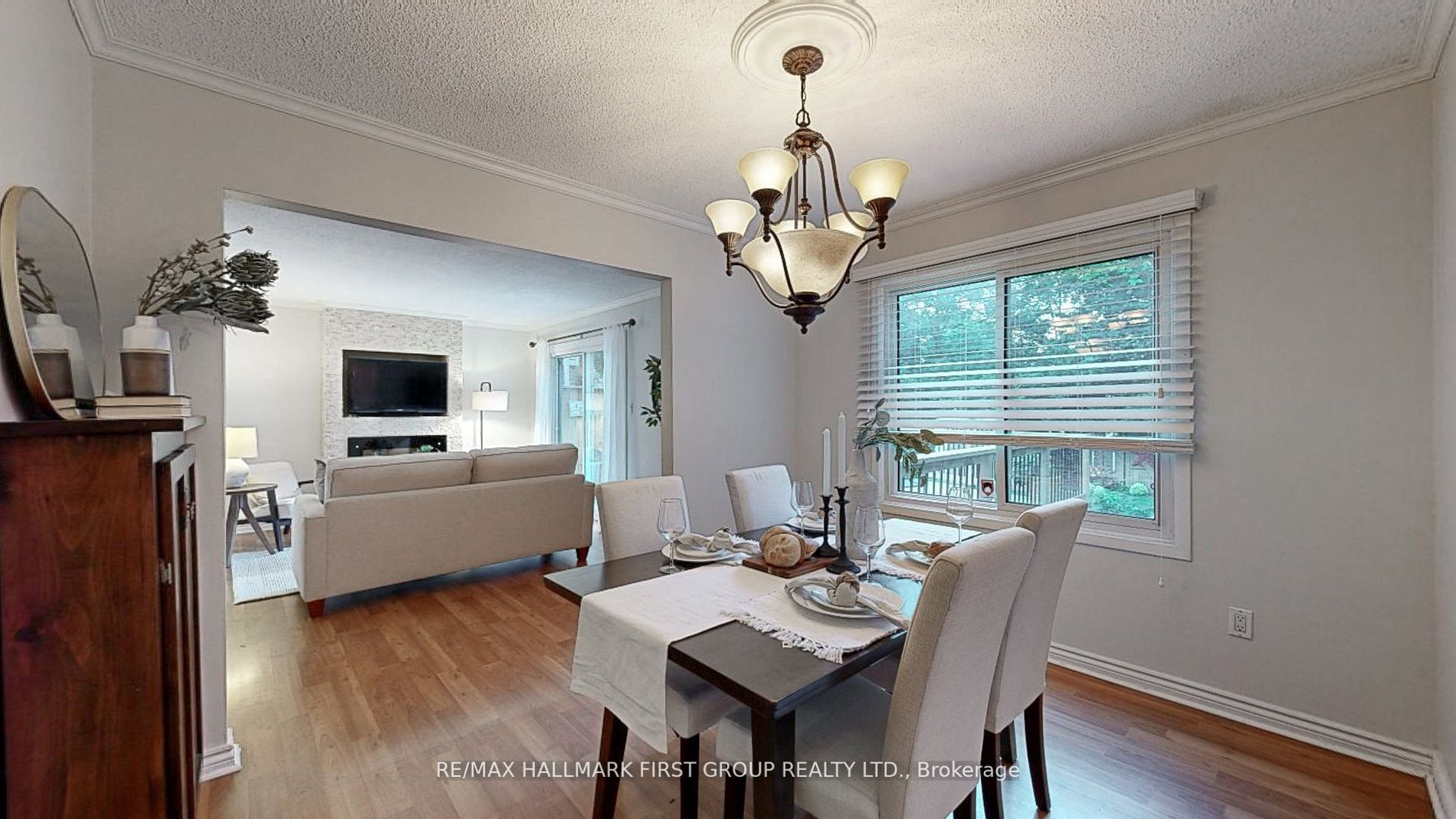 1787 Listowell Cres
