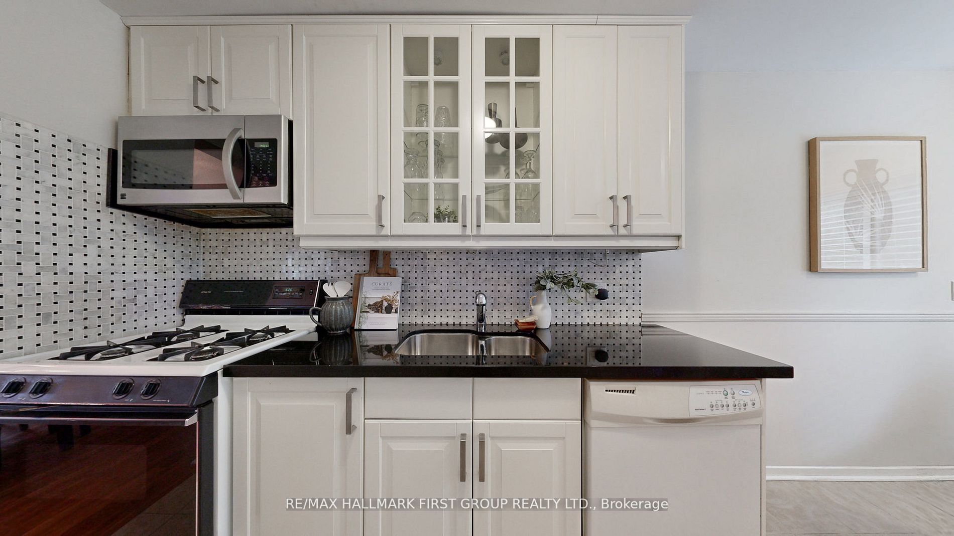 1787 Listowell Cres