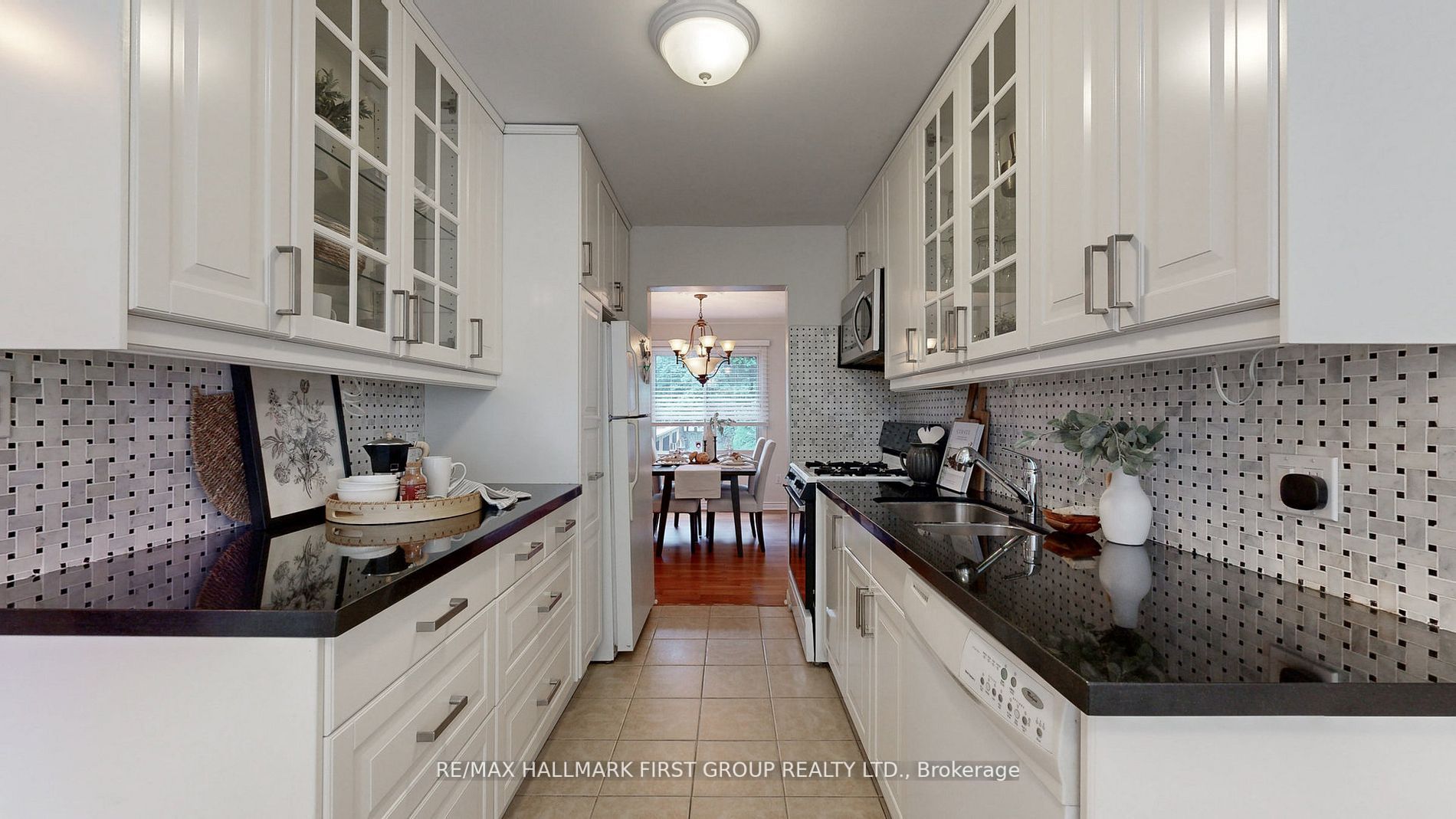 1787 Listowell Cres