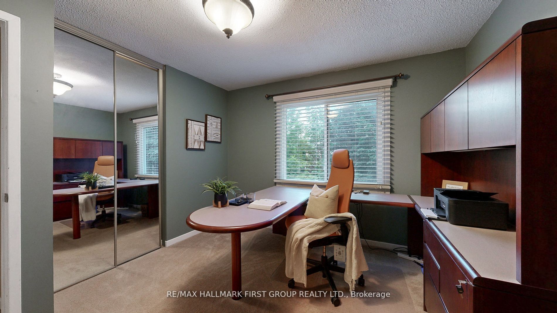 1787 Listowell Cres