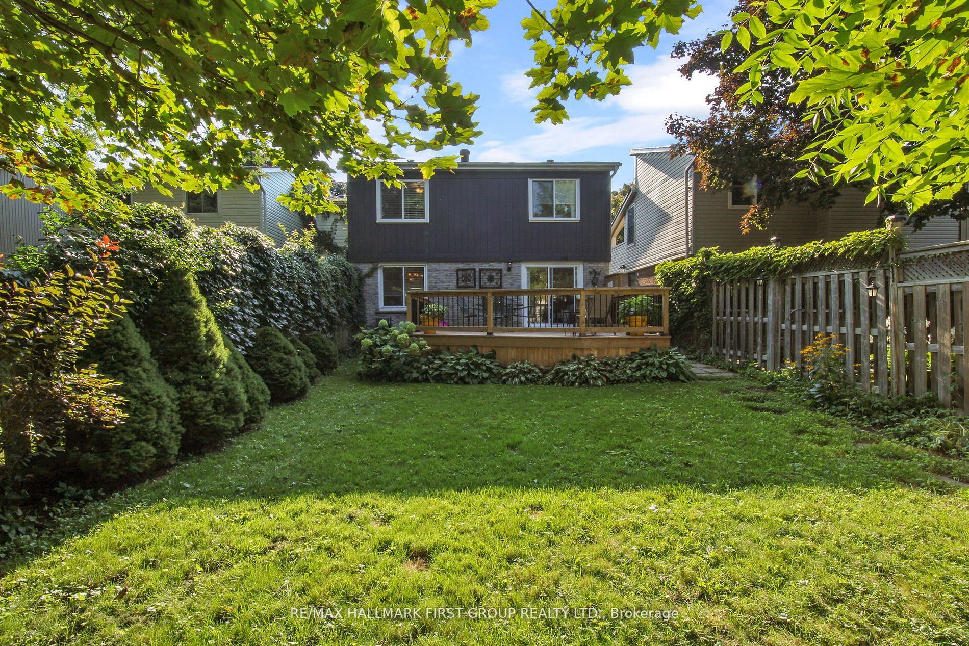 1787 Listowell Cres