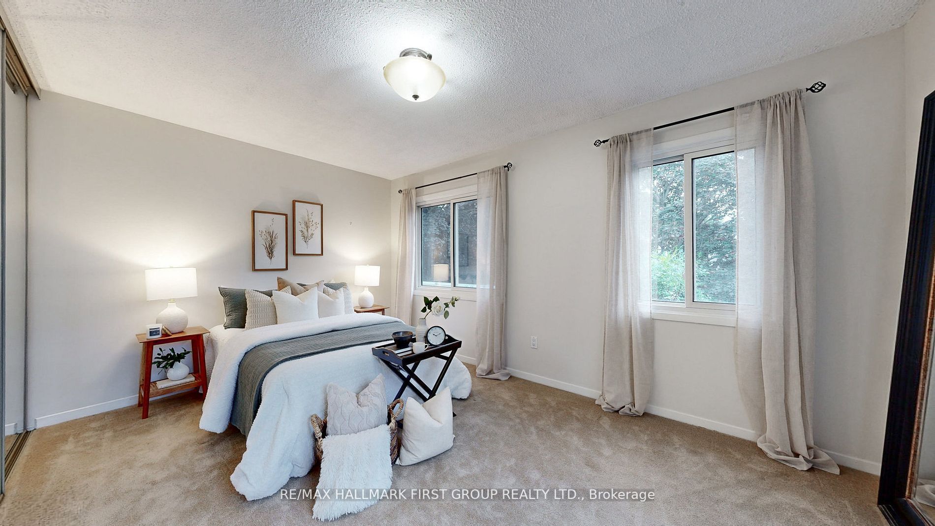 1787 Listowell Cres