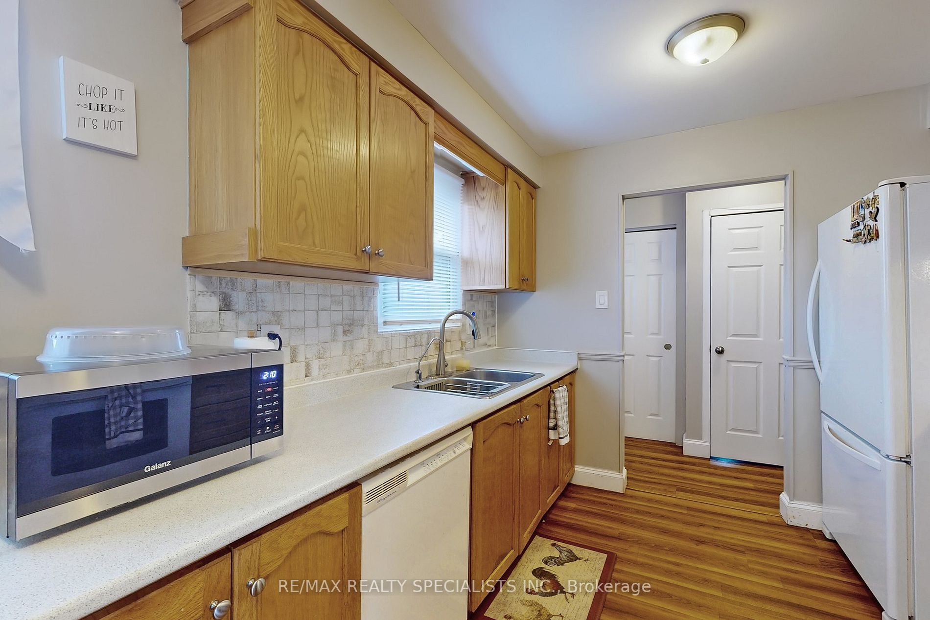 408 Century St
