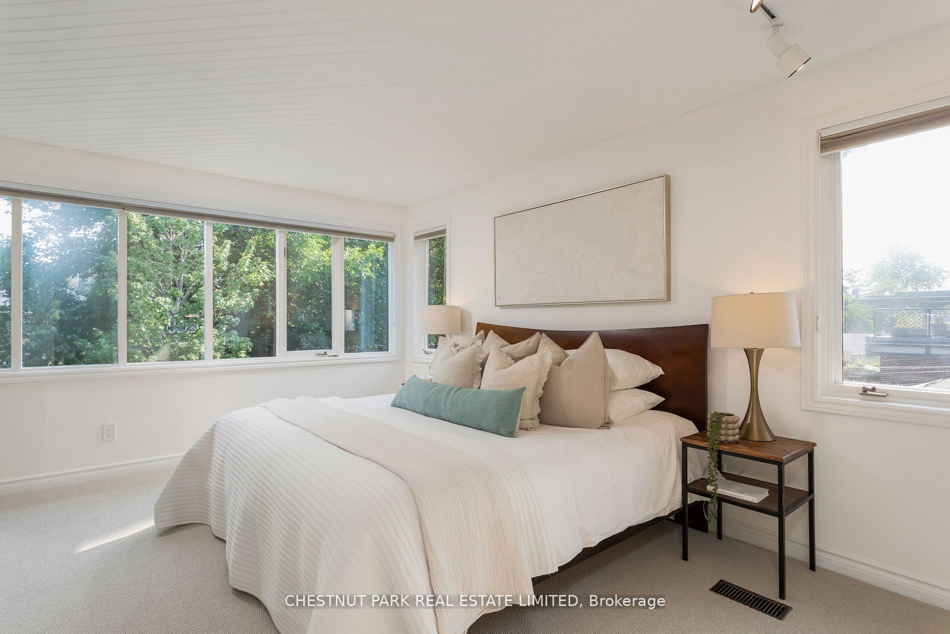 33 Chester Hill Rd
