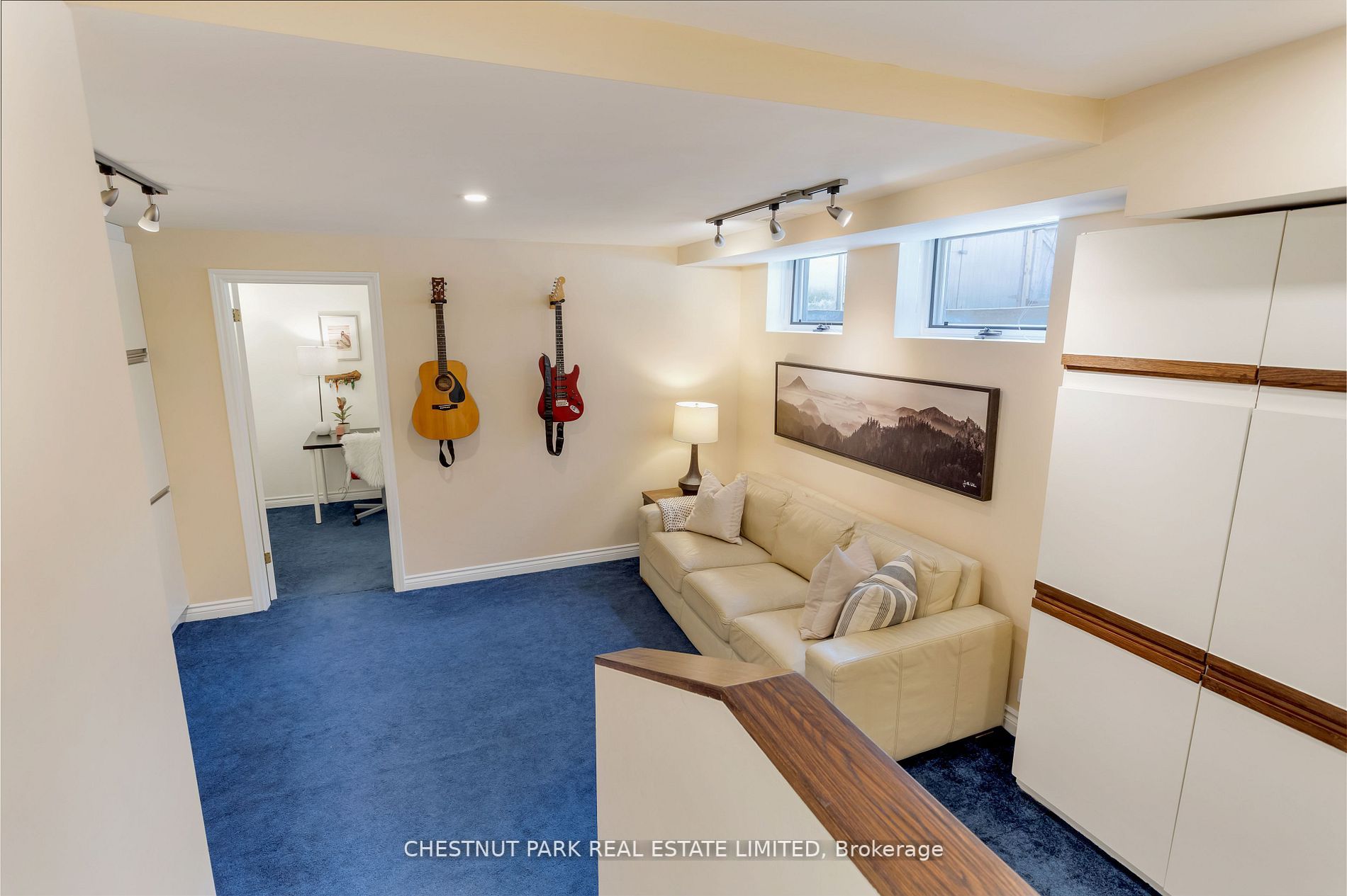 33 Chester Hill Rd