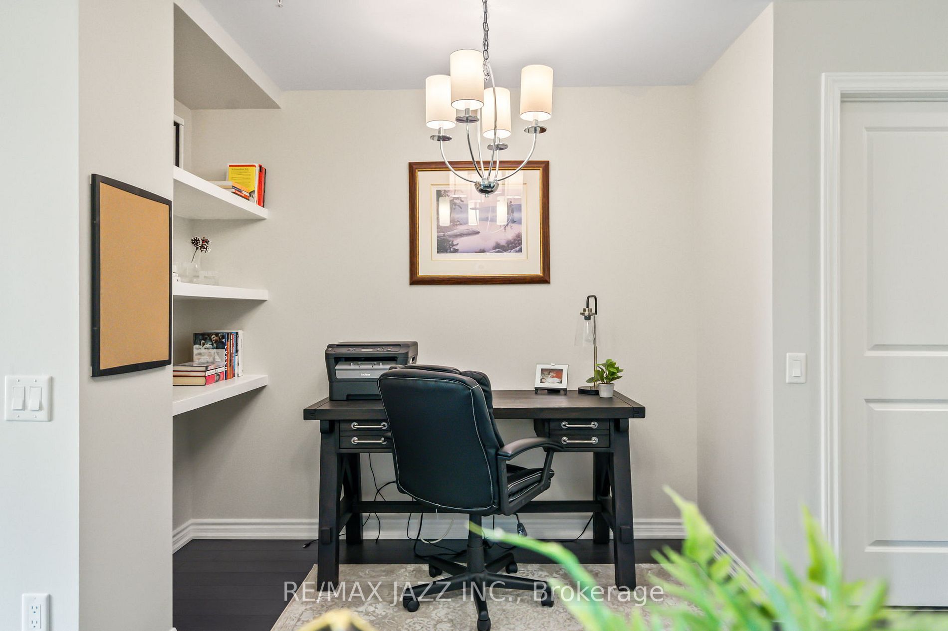 109 King St E, #502