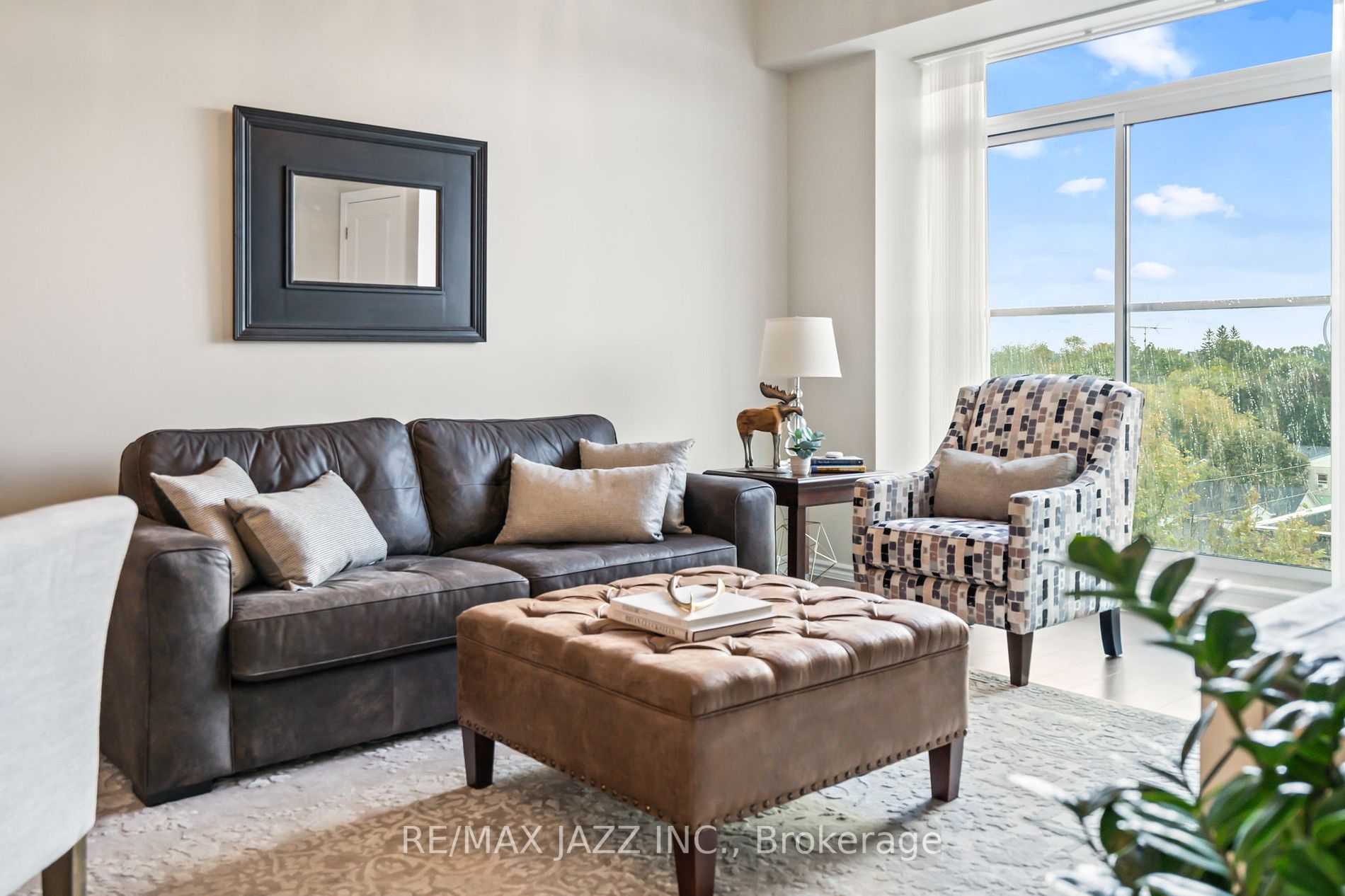 109 King St E, #502