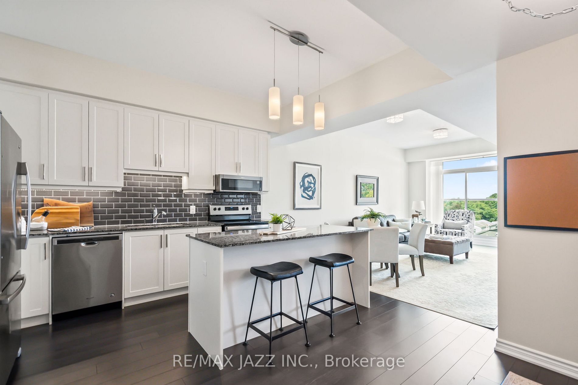 109 King St E, #502