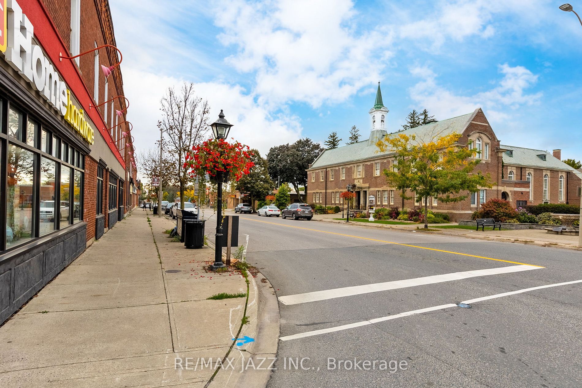 109 King St E, #502