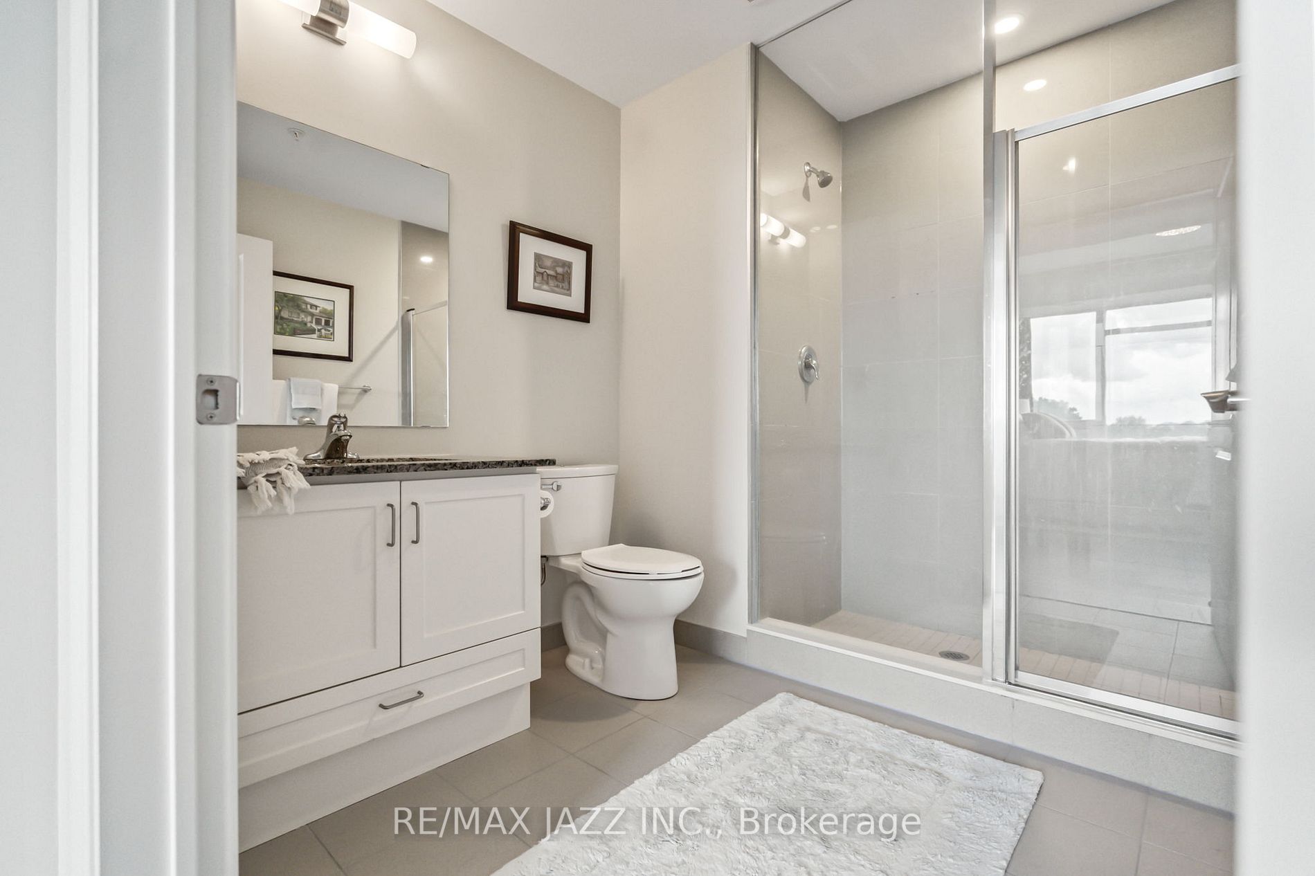 109 King St E, #502