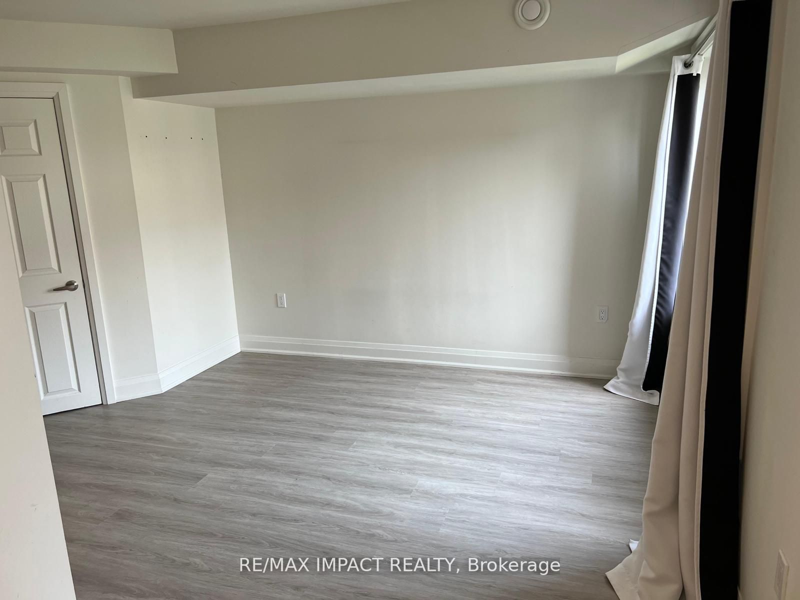 178 Dewell Cres