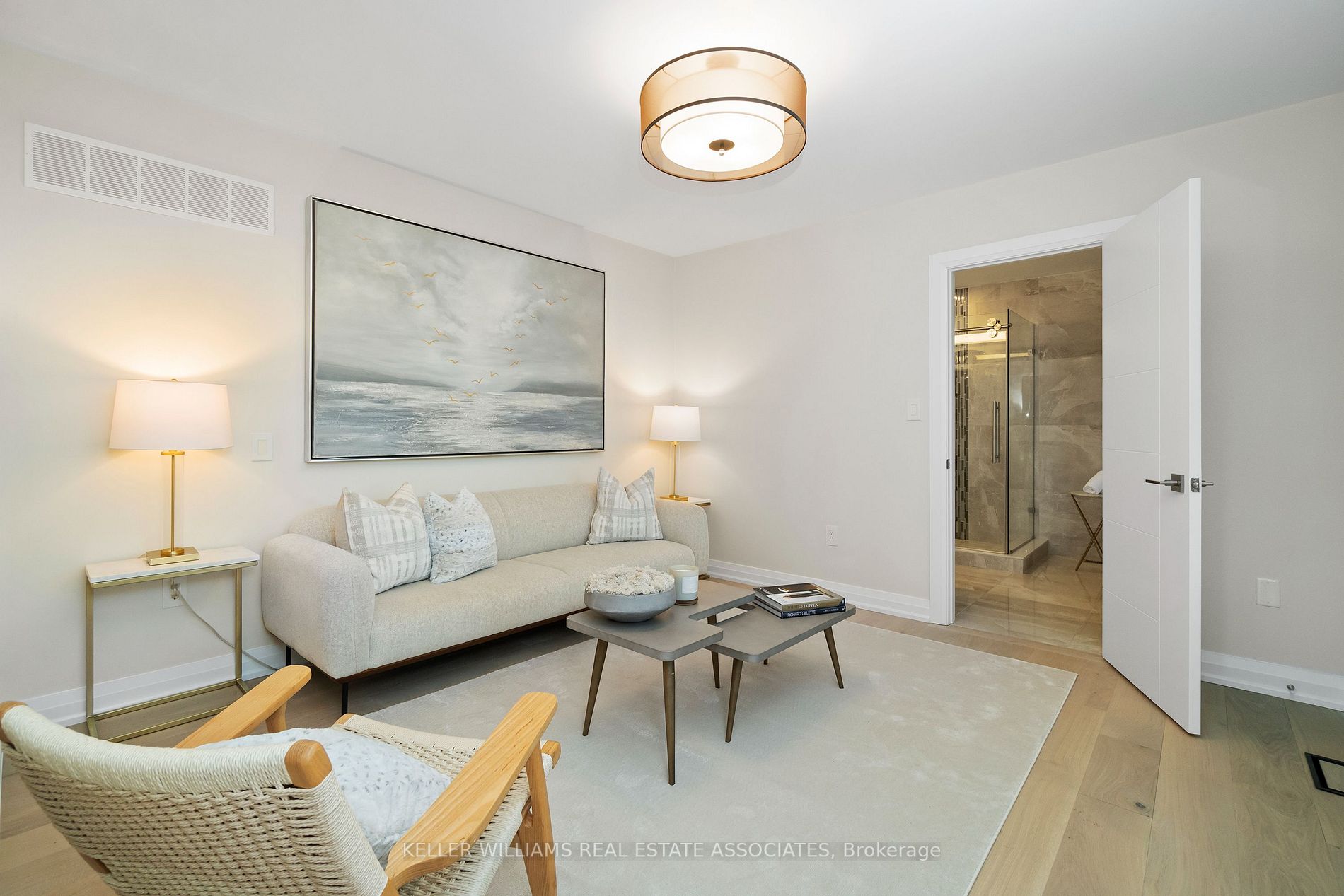 379 Woodgrange Ave