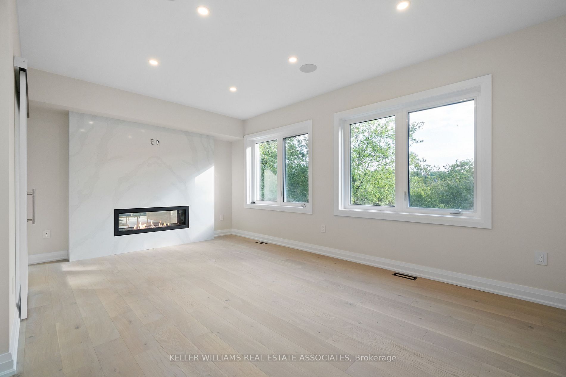 379 Woodgrange Ave