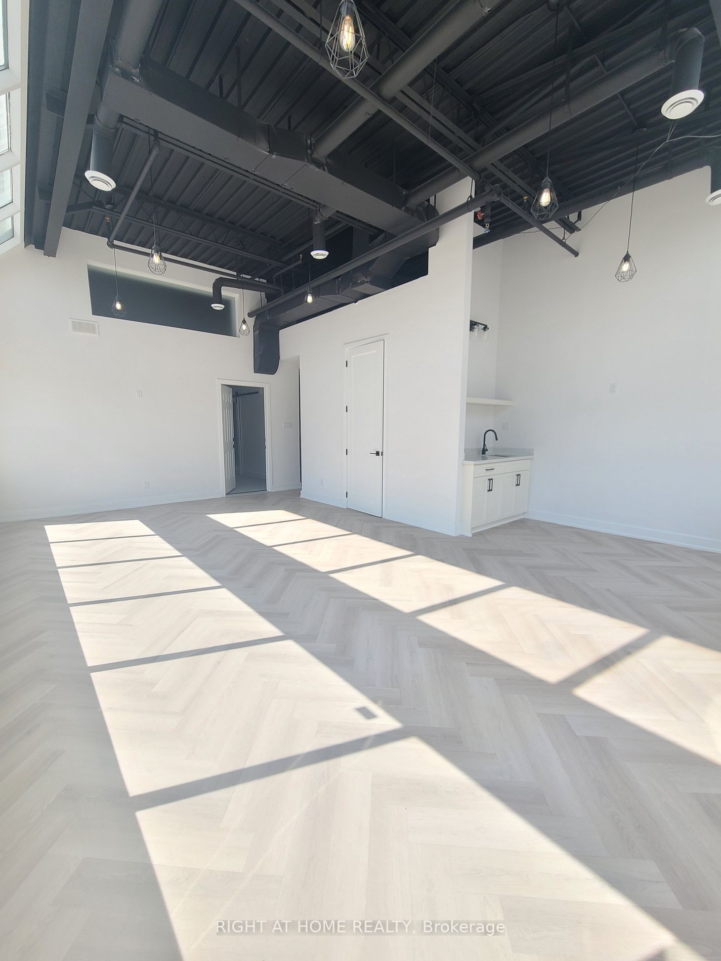 501 Passmore Ave, #40